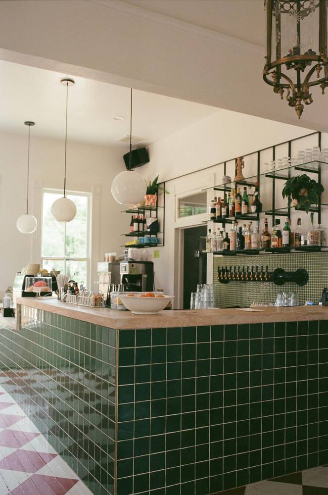 Enoteca bar